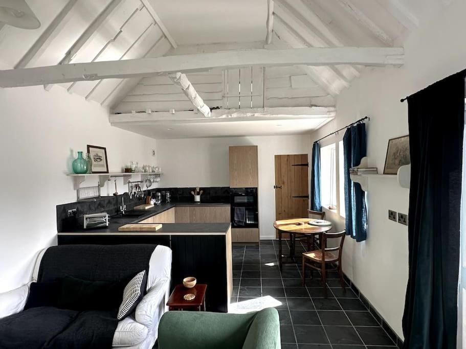 Mersea Kept Secret Apartment