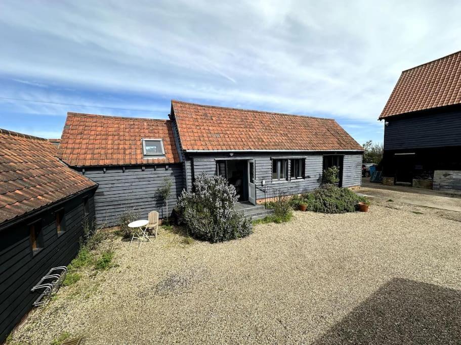 Apartment Mersea Kept Secret